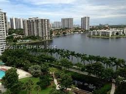 ADMIRALS PORT CONDO WEST - Residential