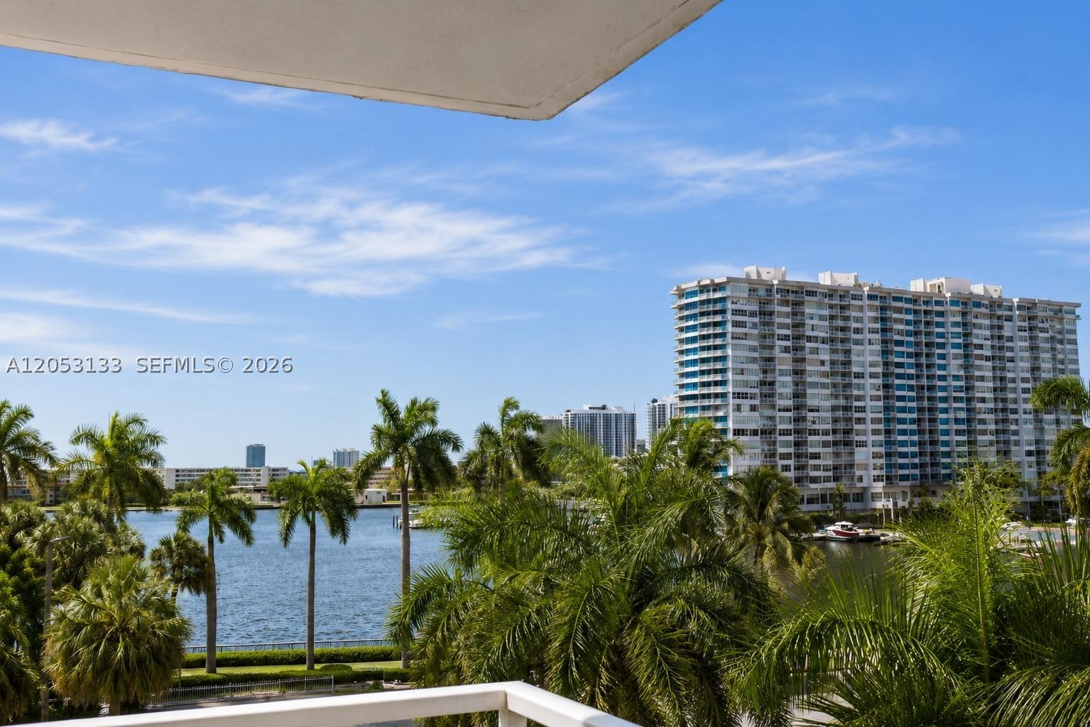 ADMIRALS PORT CONDO WEST - Residential