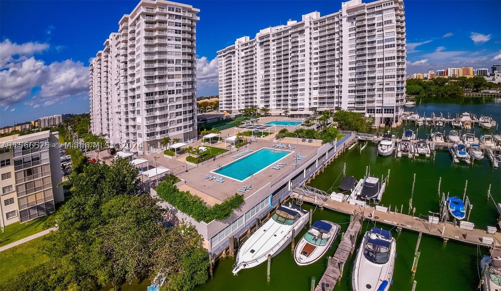 COMMODORE PLAZA CONDO - Residential