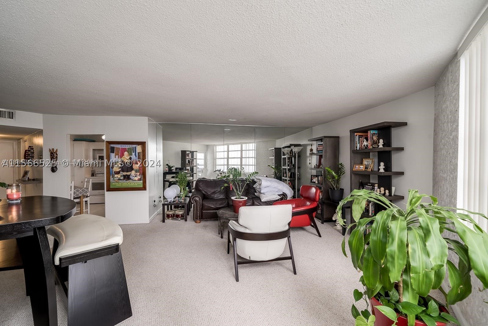 COMMODORE PLAZA CONDO - Residential