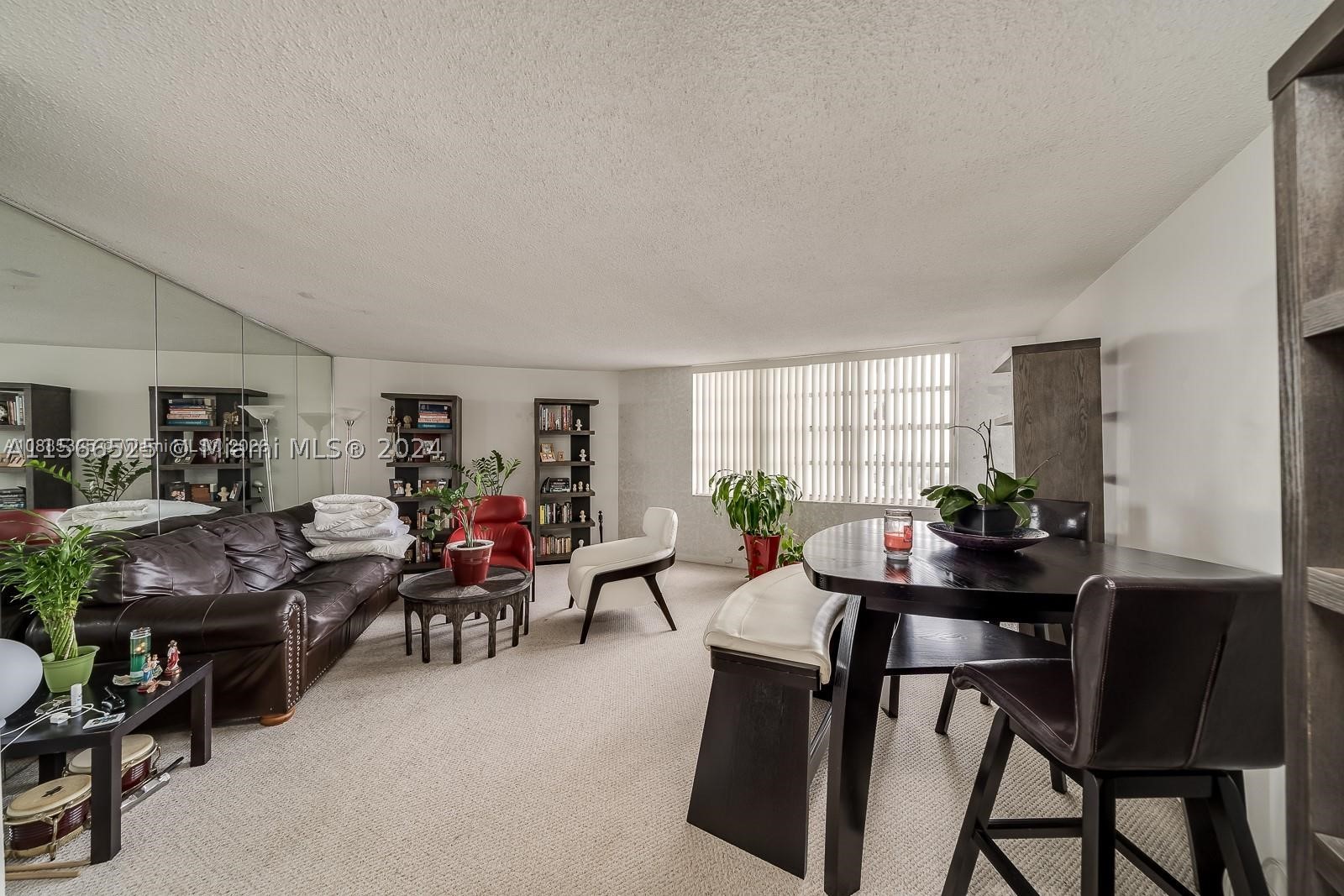 COMMODORE PLAZA CONDO - Residential