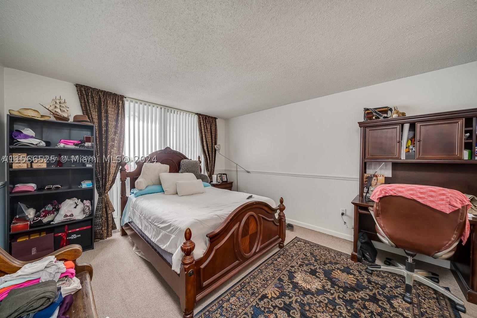COMMODORE PLAZA CONDO - Residential