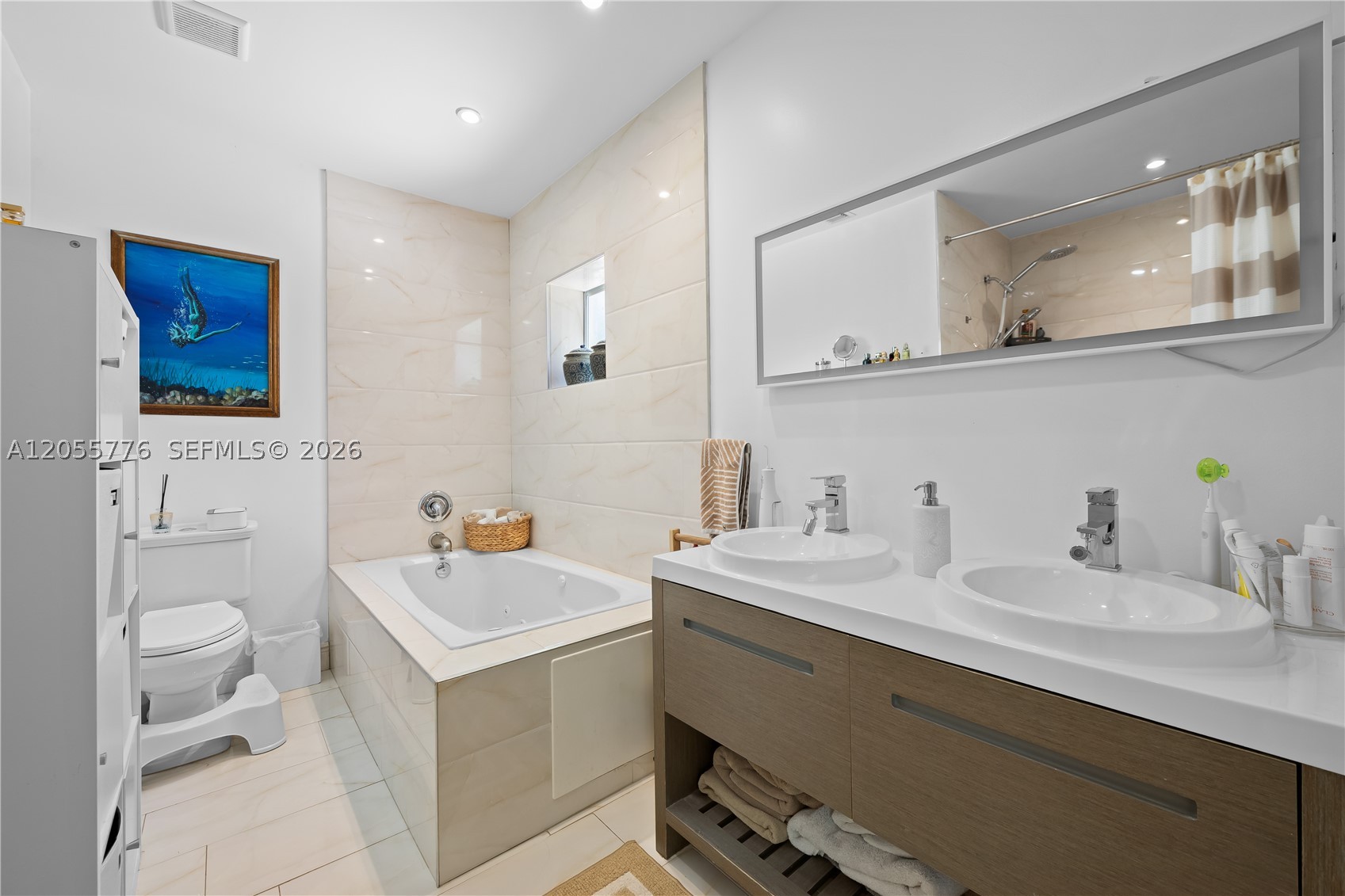 SUNILAND MANOR 1ST ADDN - Residential