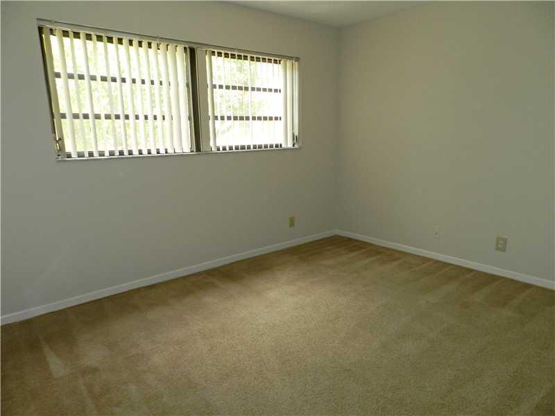 SAXON WOODS SOUTH CONDO - Residential Lease