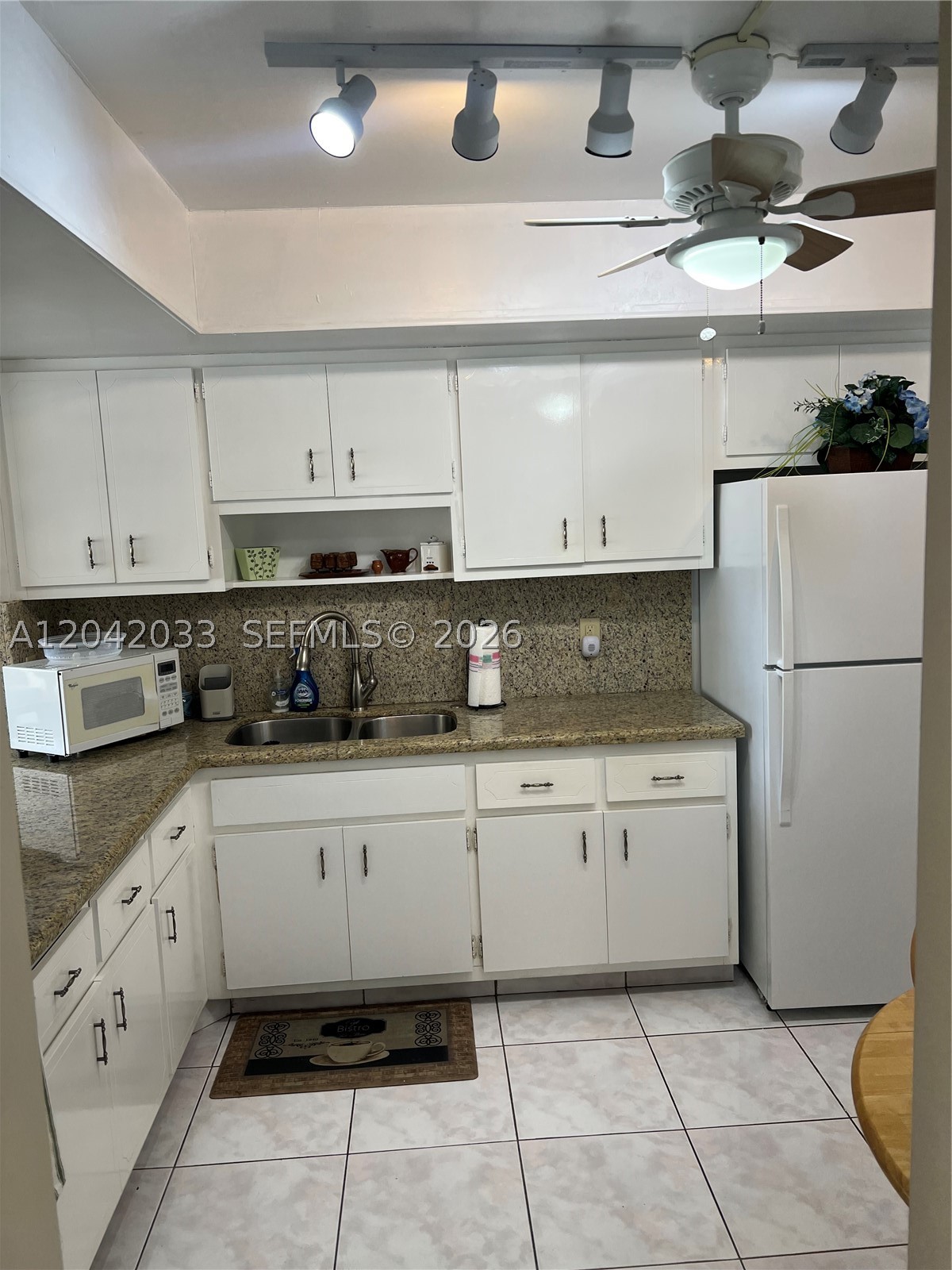 BUCKLEY TOWERS CONDO - WE - Residential