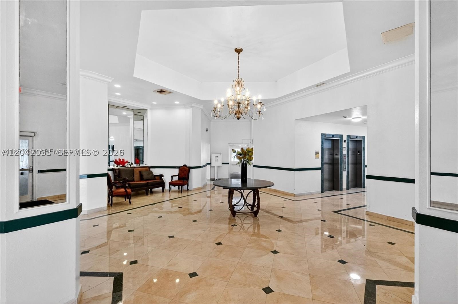 BUCKLEY TOWERS CONDO - WE - Residential