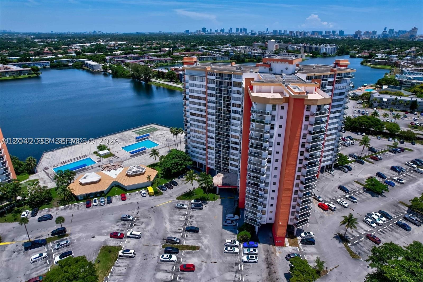 BUCKLEY TOWERS CONDO - WE - Residential