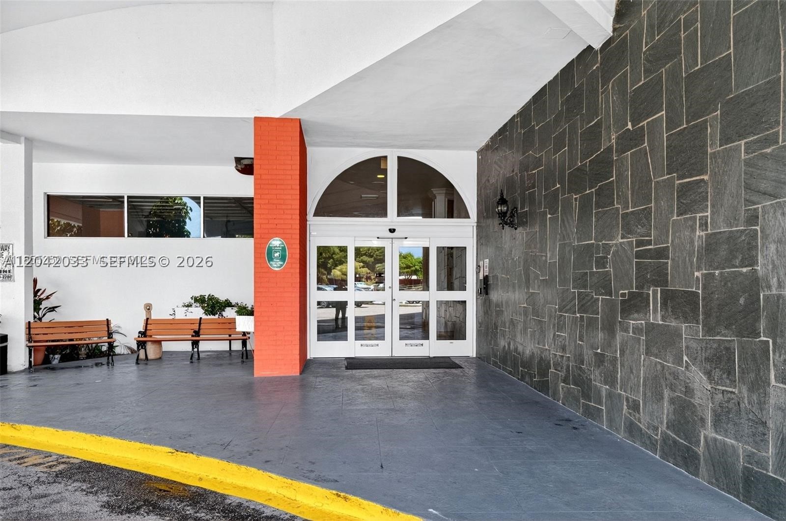 BUCKLEY TOWERS CONDO - WE - Residential