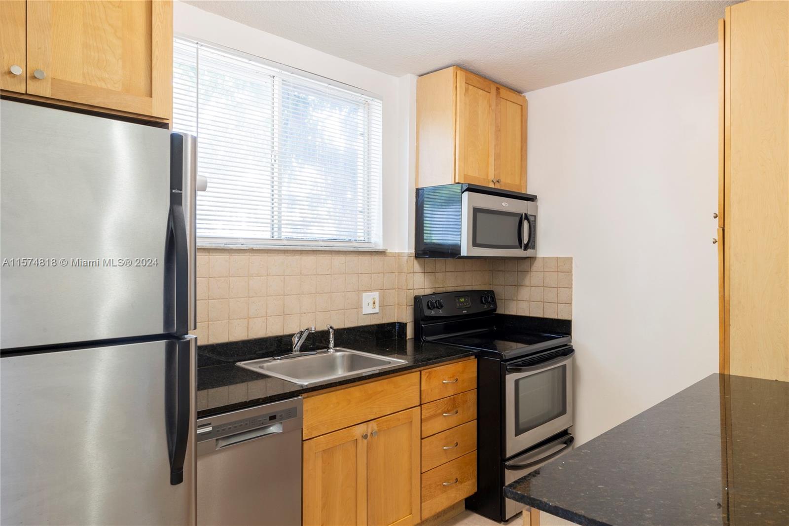 HAVANAH ROADS CONDO - Residential Lease