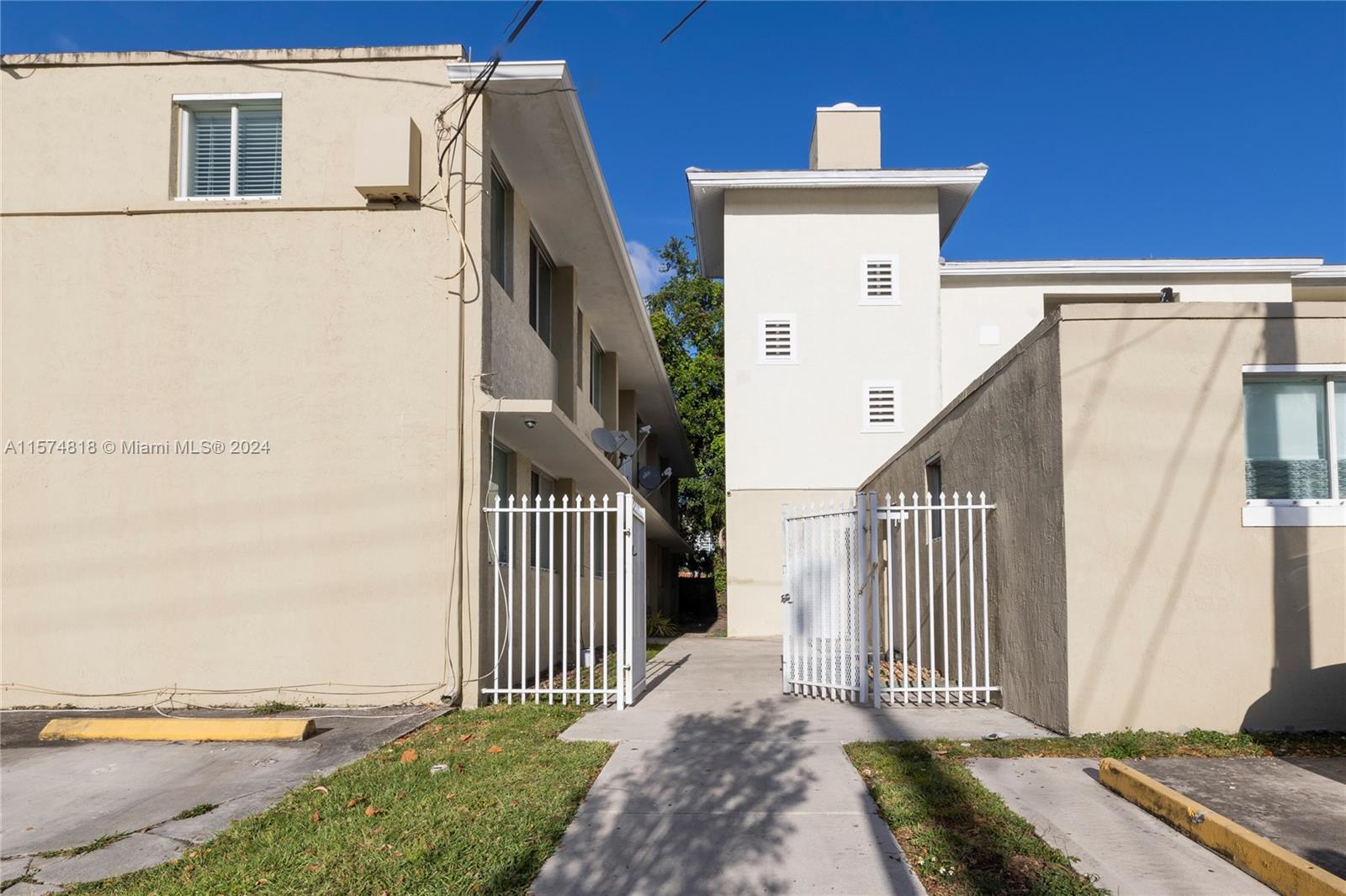 HAVANAH ROADS CONDO - Residential Lease