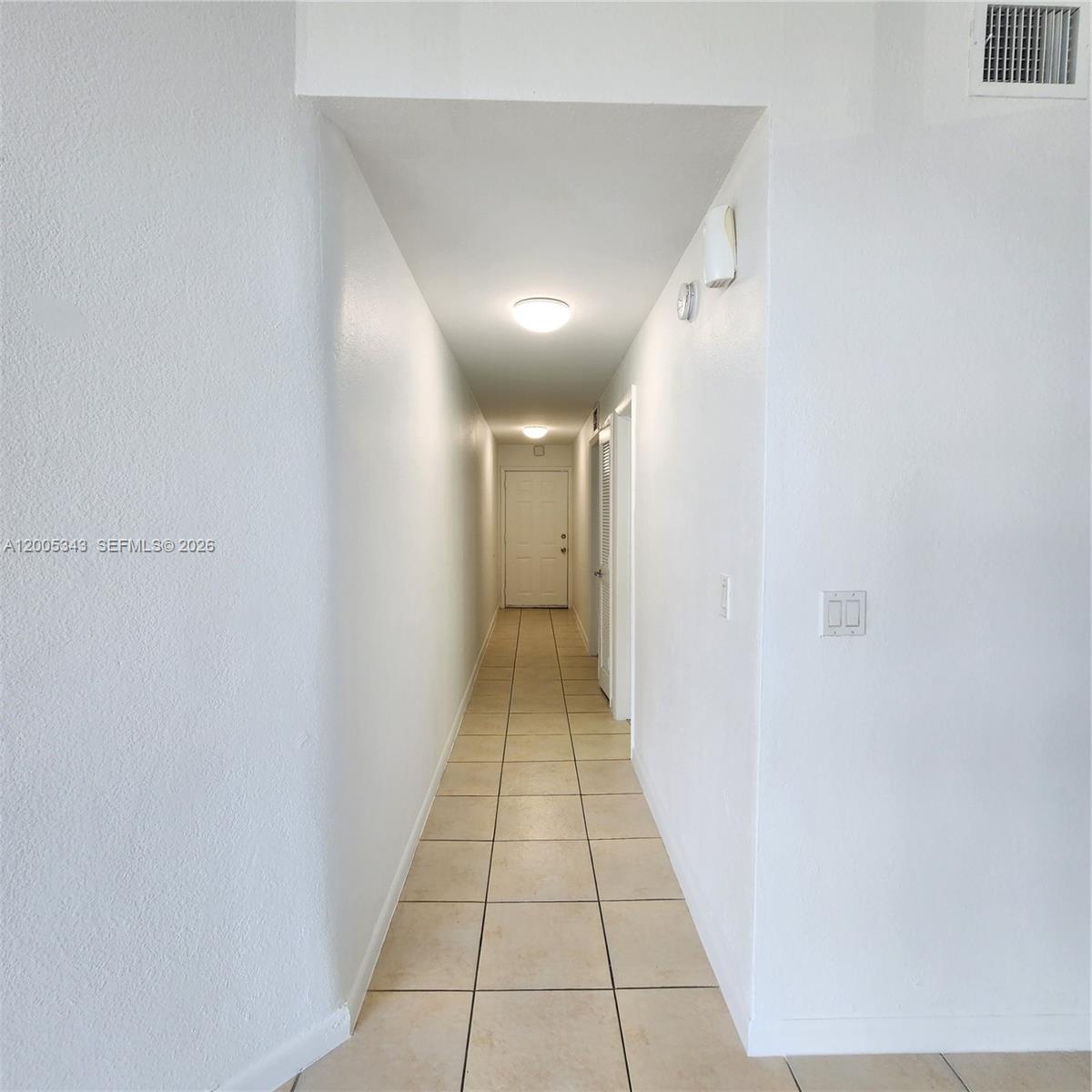 RIVE MARSEILLES CONDO - Residential