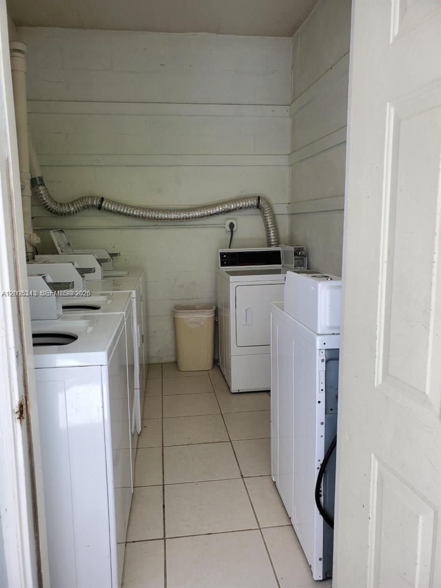 RIVE MARSEILLES CONDO - Residential