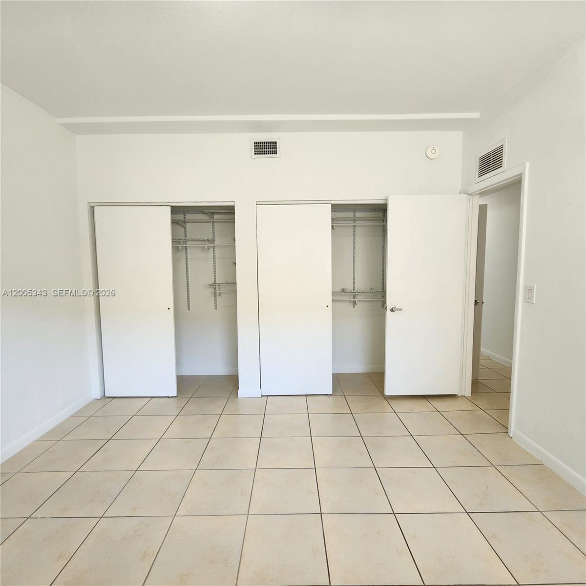 RIVE MARSEILLES CONDO - Residential