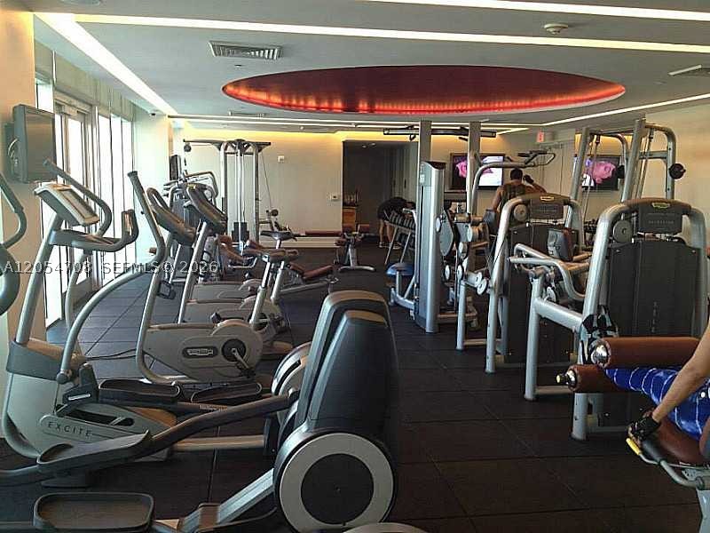 500 BRICKELL EAST CONDO - Residential