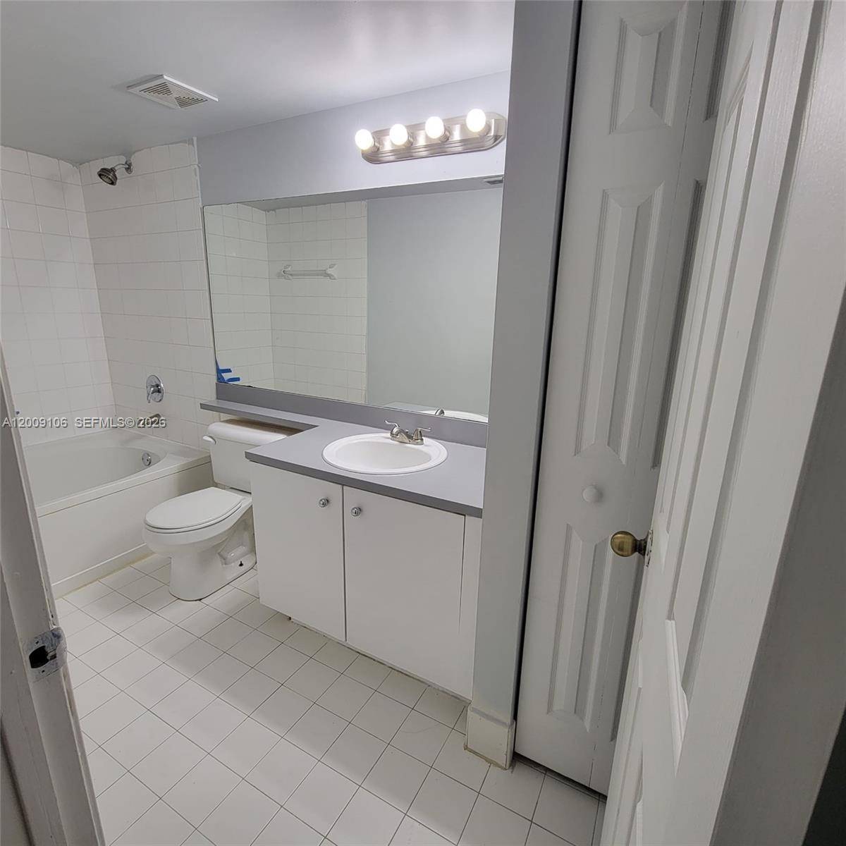 DEVONAIRE CONDO AT PEMBRO - Residential
