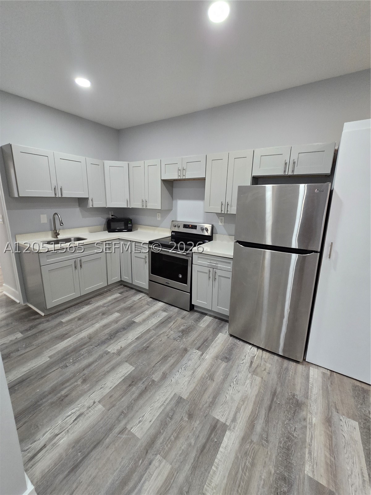 OSCEOLA PARK - Residential Lease