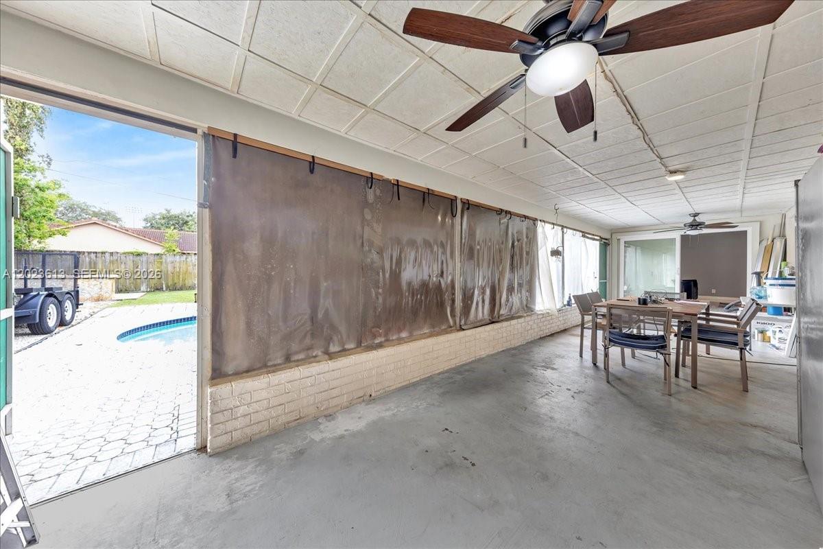 PLANTATION PARK LAKESITES - Residential