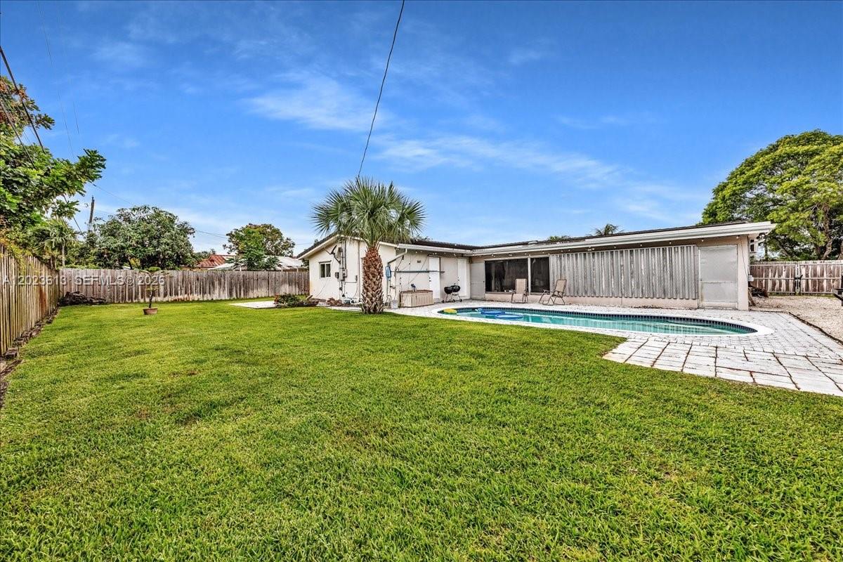PLANTATION PARK LAKESITES - Residential