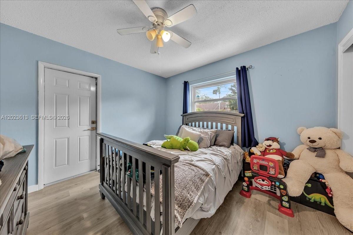 PLANTATION PARK LAKESITES - Residential