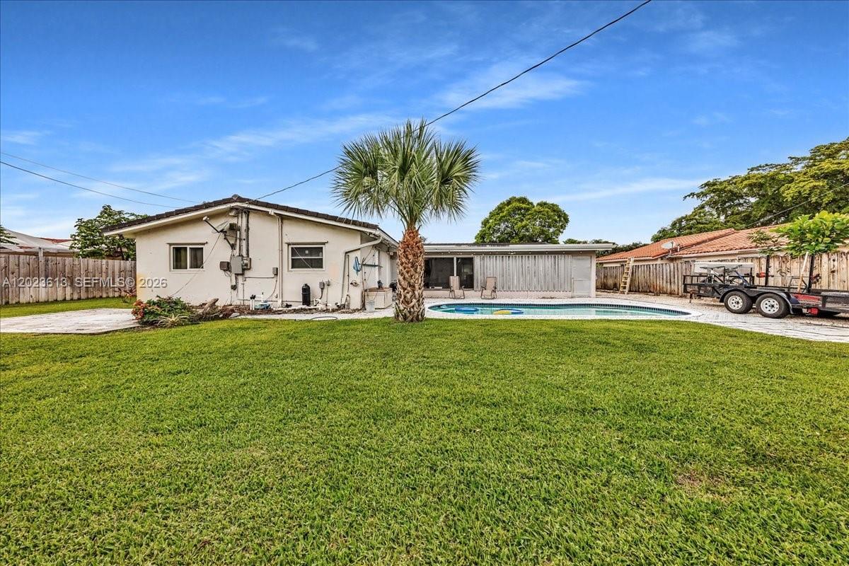 PLANTATION PARK LAKESITES - Residential