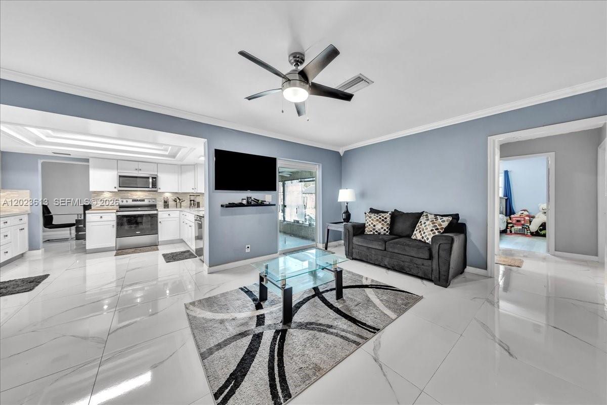 PLANTATION PARK LAKESITES - Residential