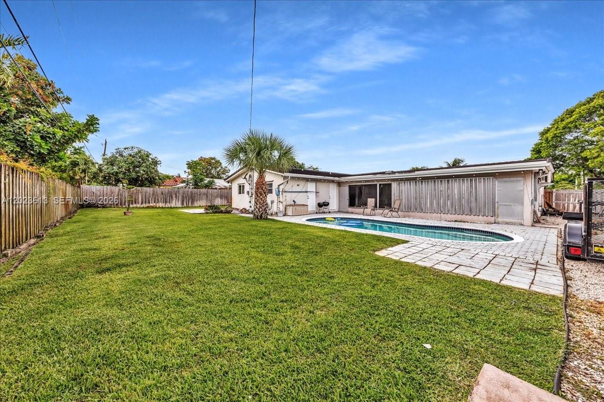 PLANTATION PARK LAKESITES - Residential