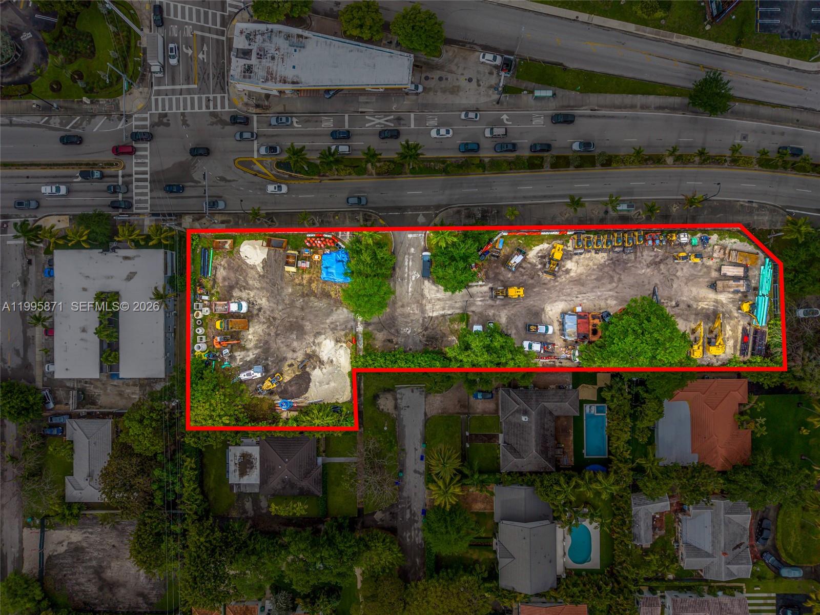 BAYSHORE PLAZA - Commercial Sale