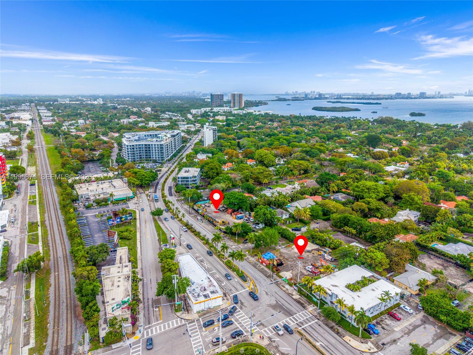 BAYSHORE PLAZA - Commercial Sale