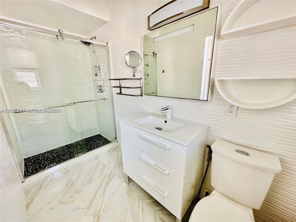 EASTERN SHORES 2ND ADDN - Residential Lease