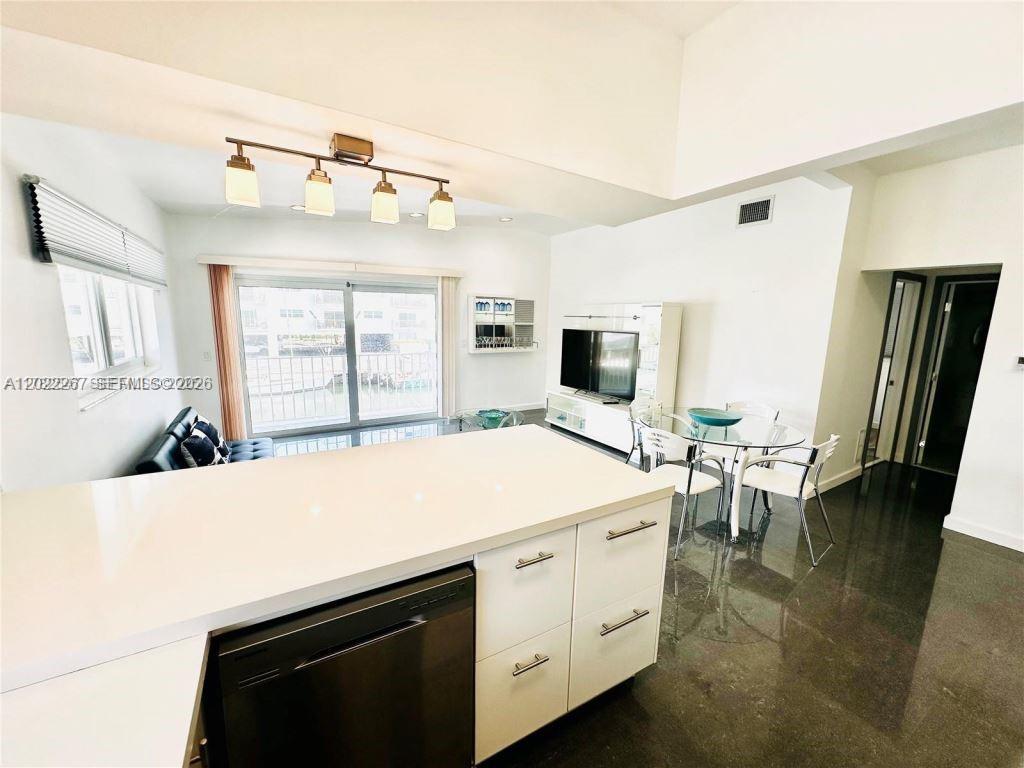 EASTERN SHORES 2ND ADDN - Residential Lease