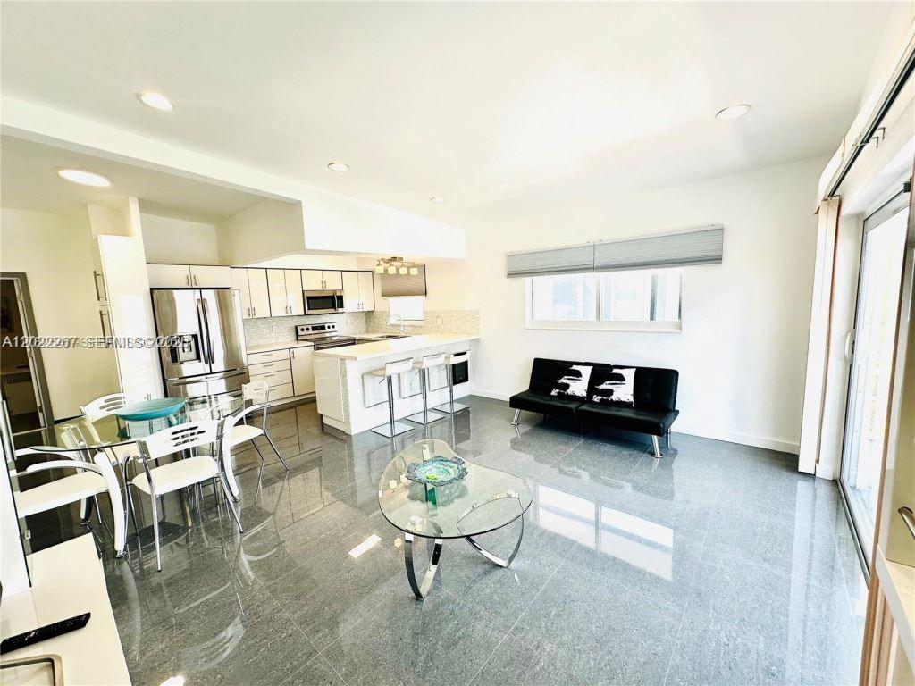 EASTERN SHORES 2ND ADDN - Residential Lease