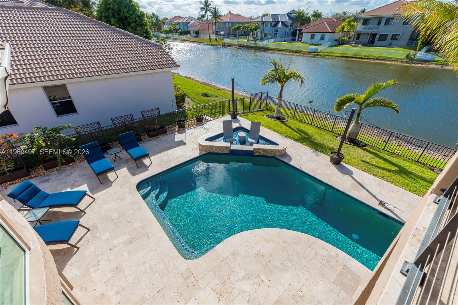 SUNSET LAKES PLAT ONE - Residential