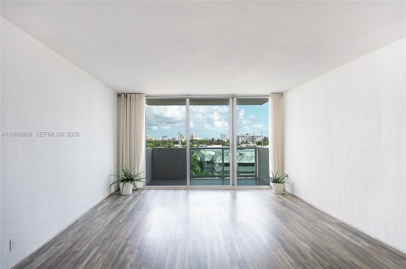MIRADOR 1200 CONDO - Residential