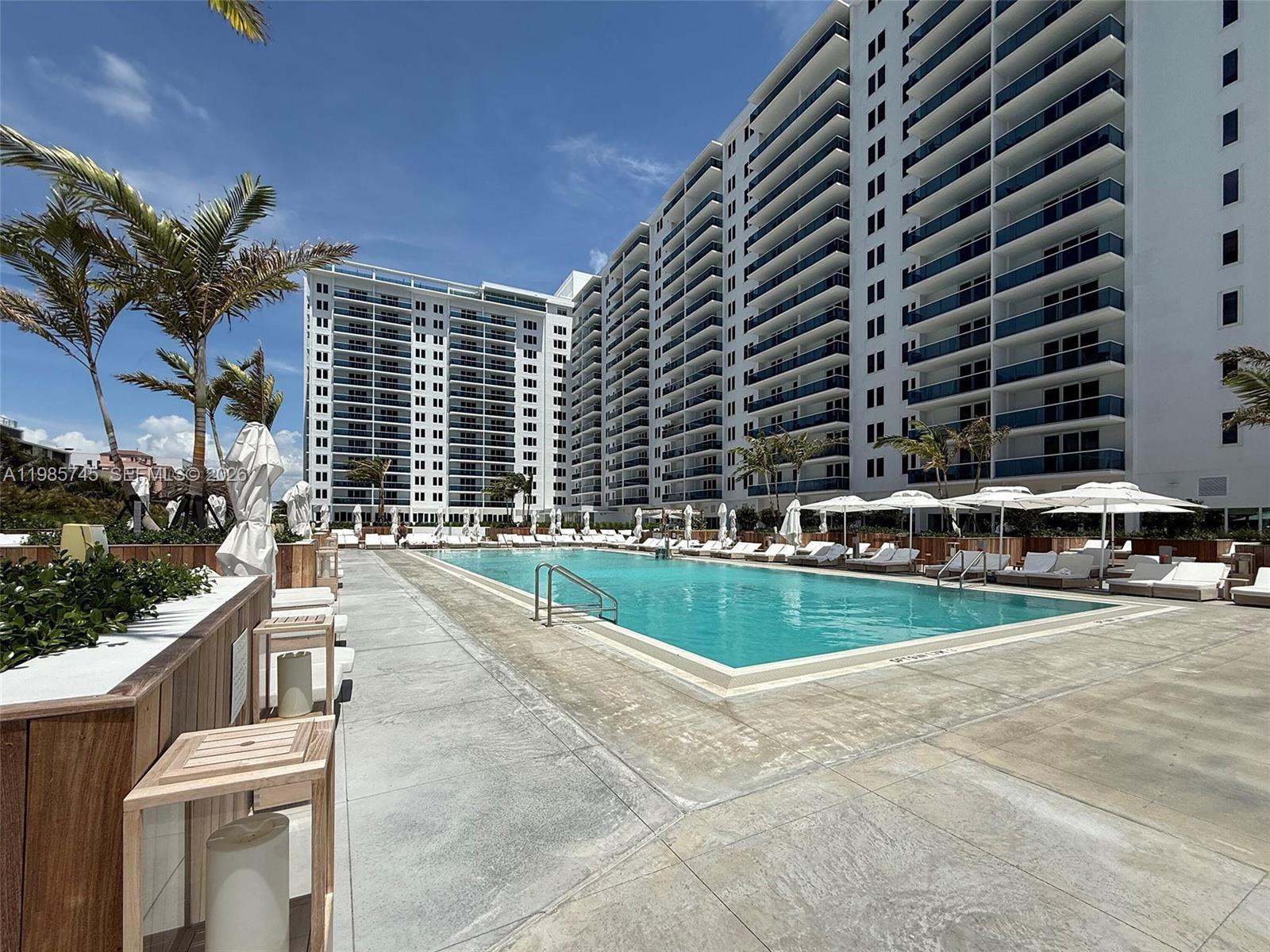 RONEY PALACE CONDO - Residential