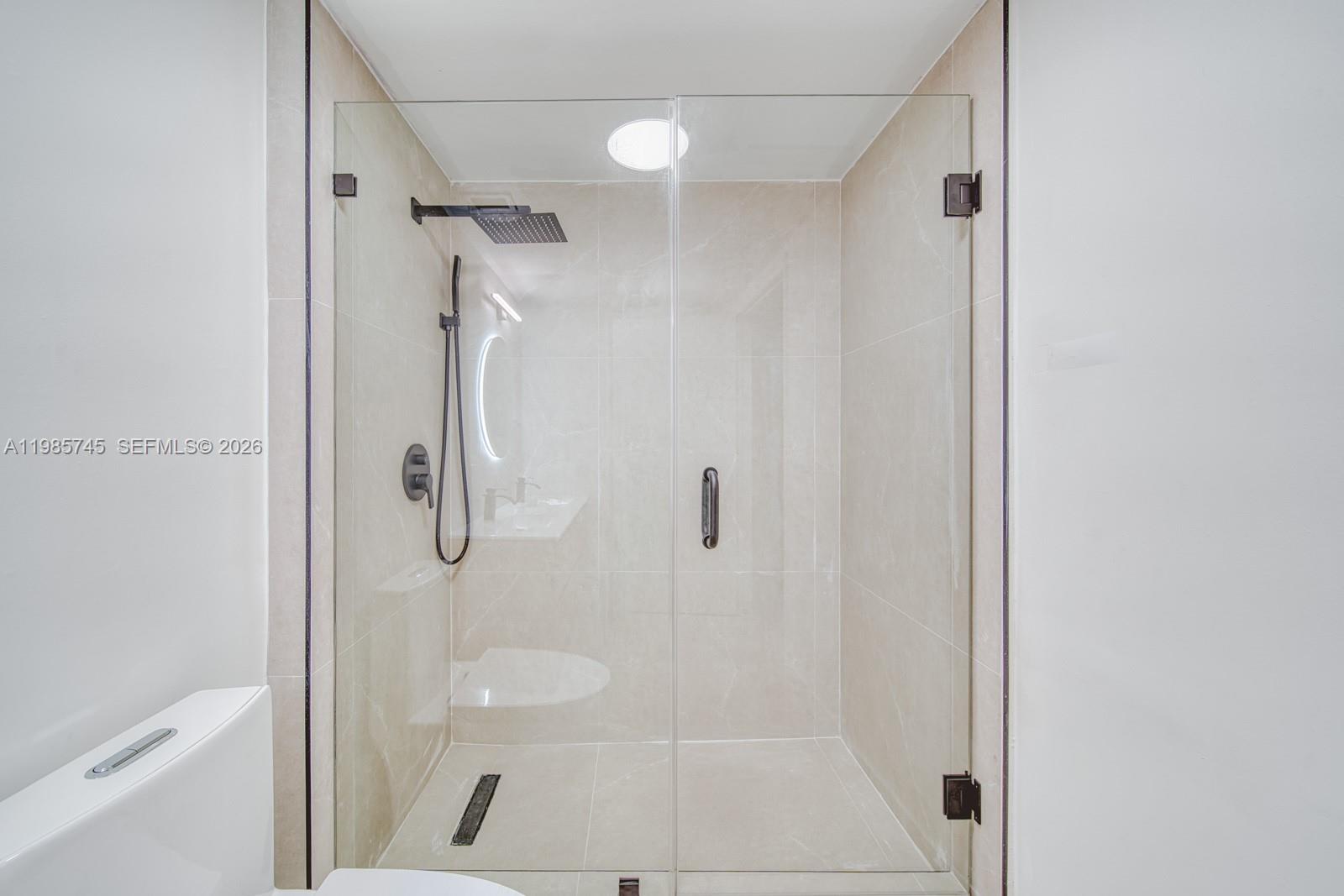 RONEY PALACE CONDO - Residential