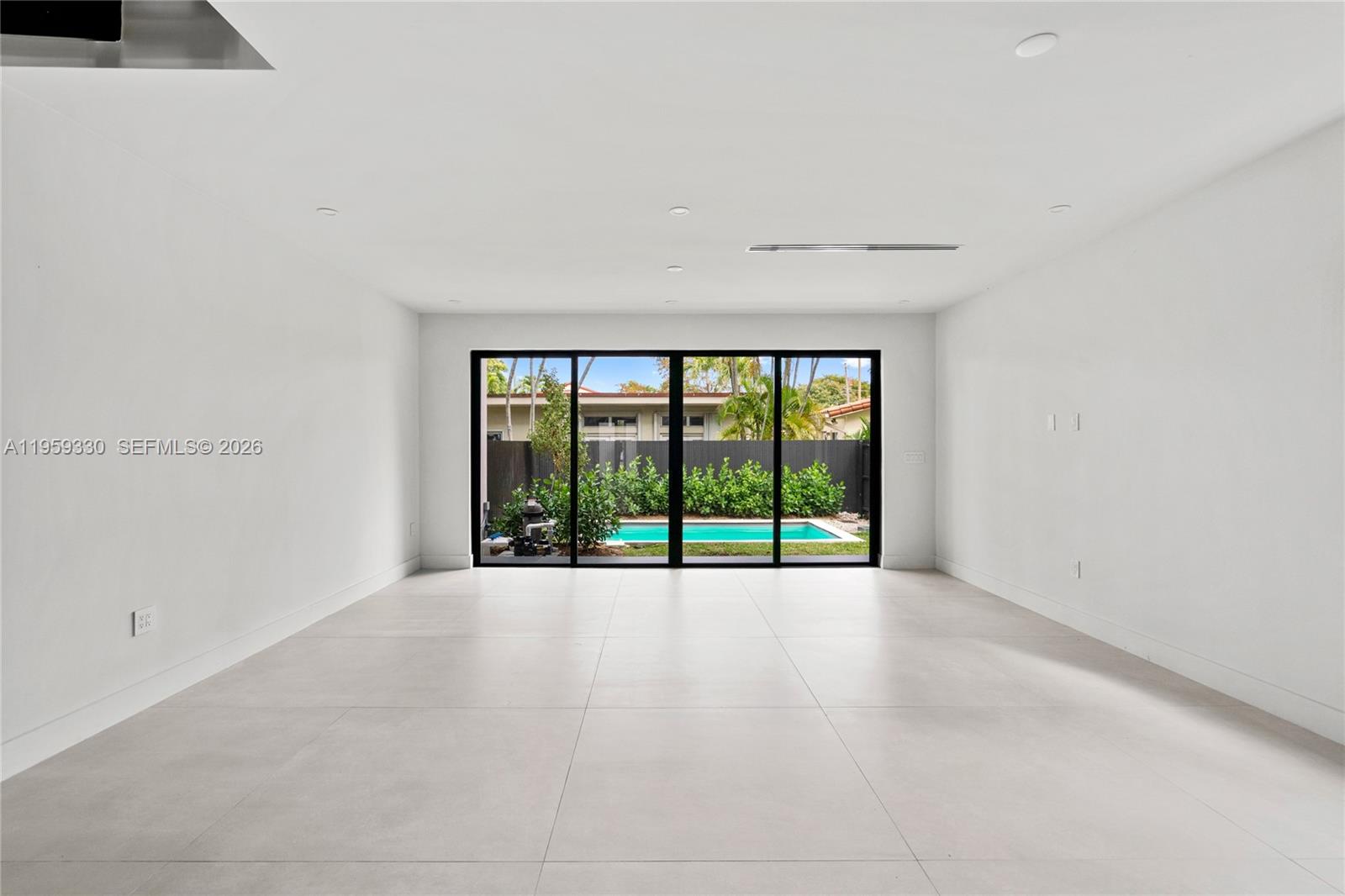 OSCEOLA GROVES - Residential