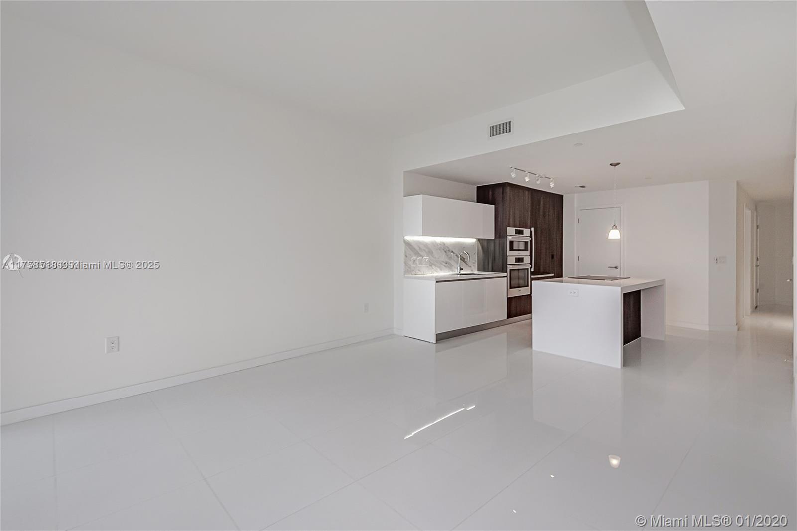 PARAMOUNT MIAMI WORLDCENT - Residential