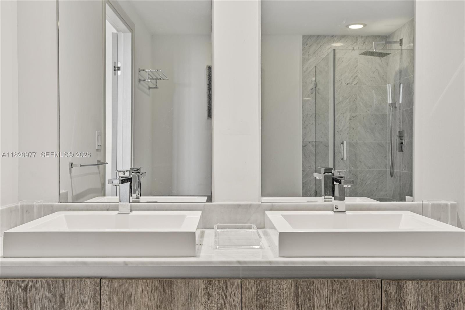 801 SMA RESIDENCES CONDO - Residential