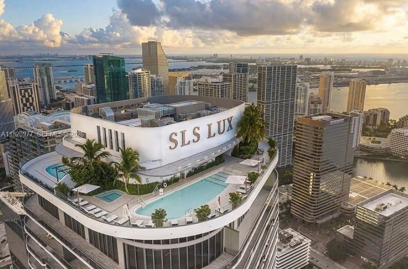 801 SMA RESIDENCES CONDO - Residential