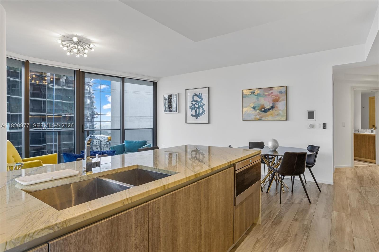 801 SMA RESIDENCES CONDO - Residential