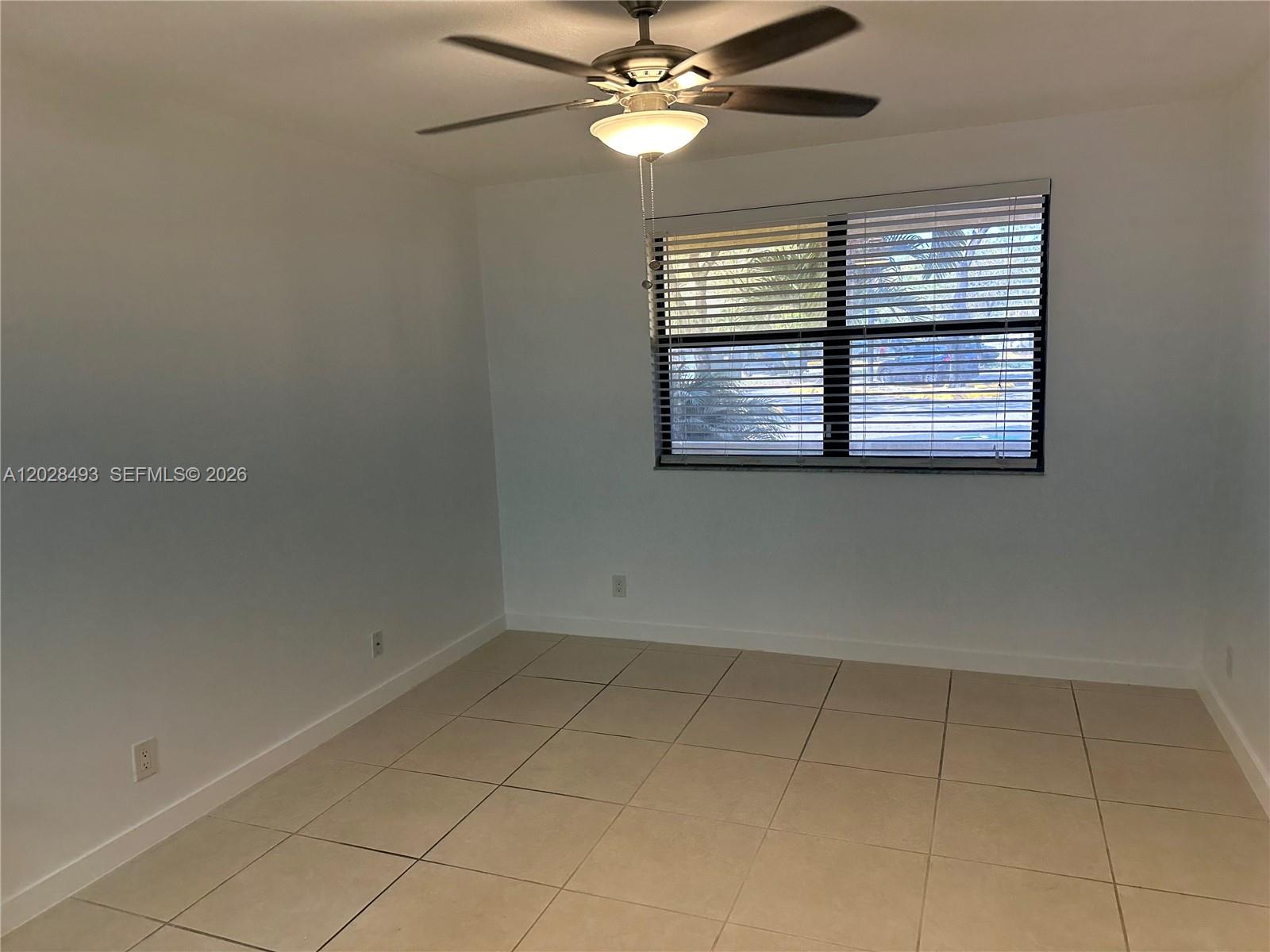LAS VISTAS AT DORAL CONDO - Residential