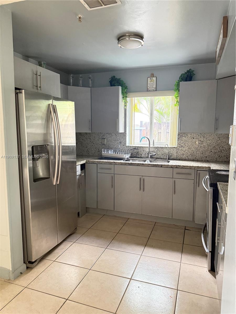 PALM SPRINGS NORTH SEC N - Residential