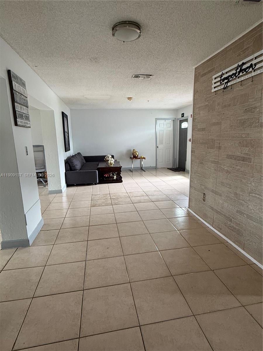 PALM SPRINGS NORTH SEC N - Residential