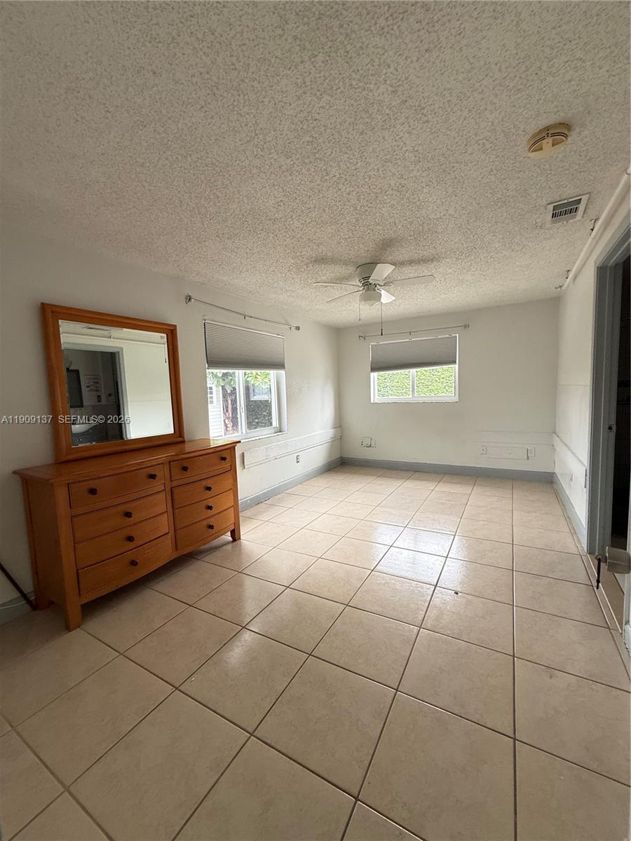 PALM SPRINGS NORTH SEC N - Residential