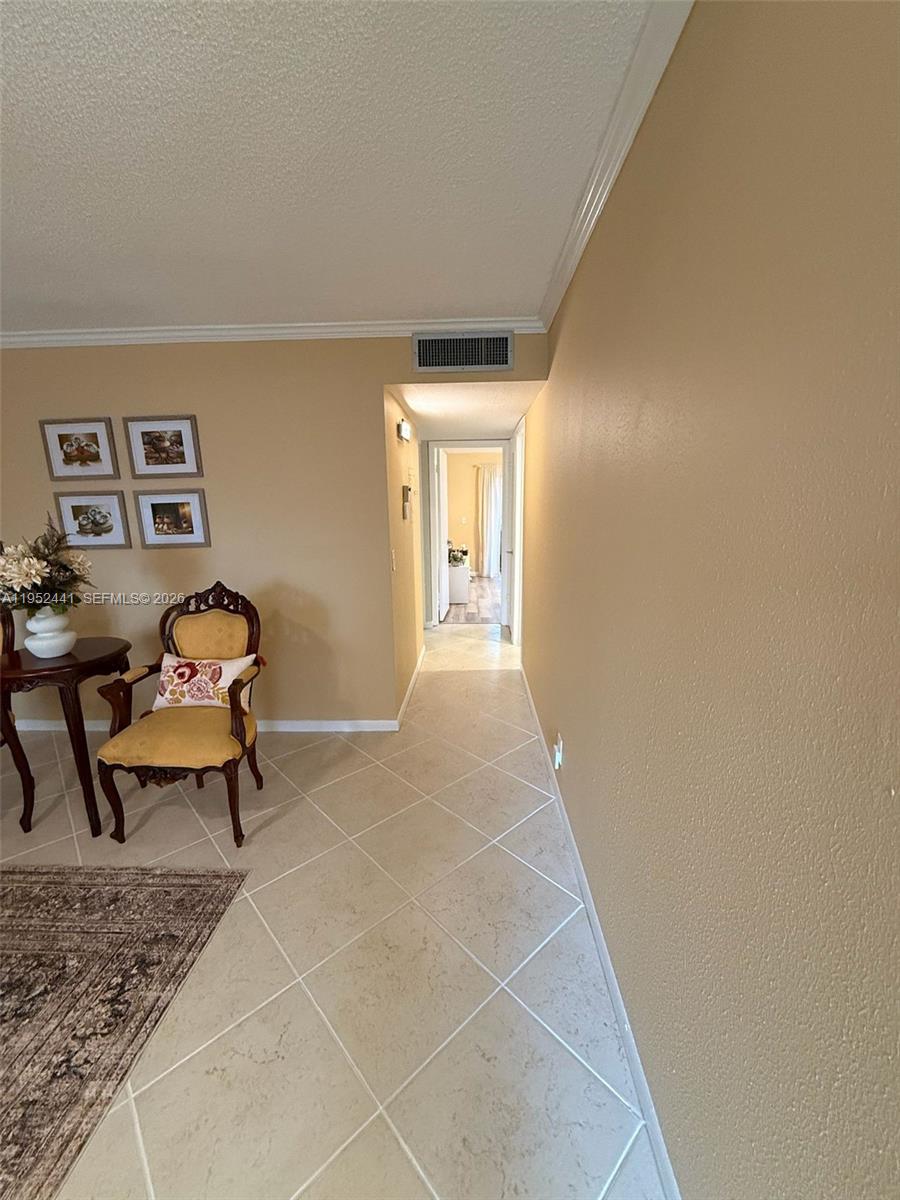 KINGS POINT BURGUNDY COND - Residential