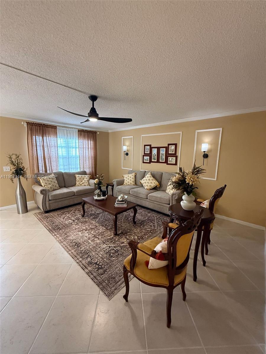 KINGS POINT BURGUNDY COND - Residential
