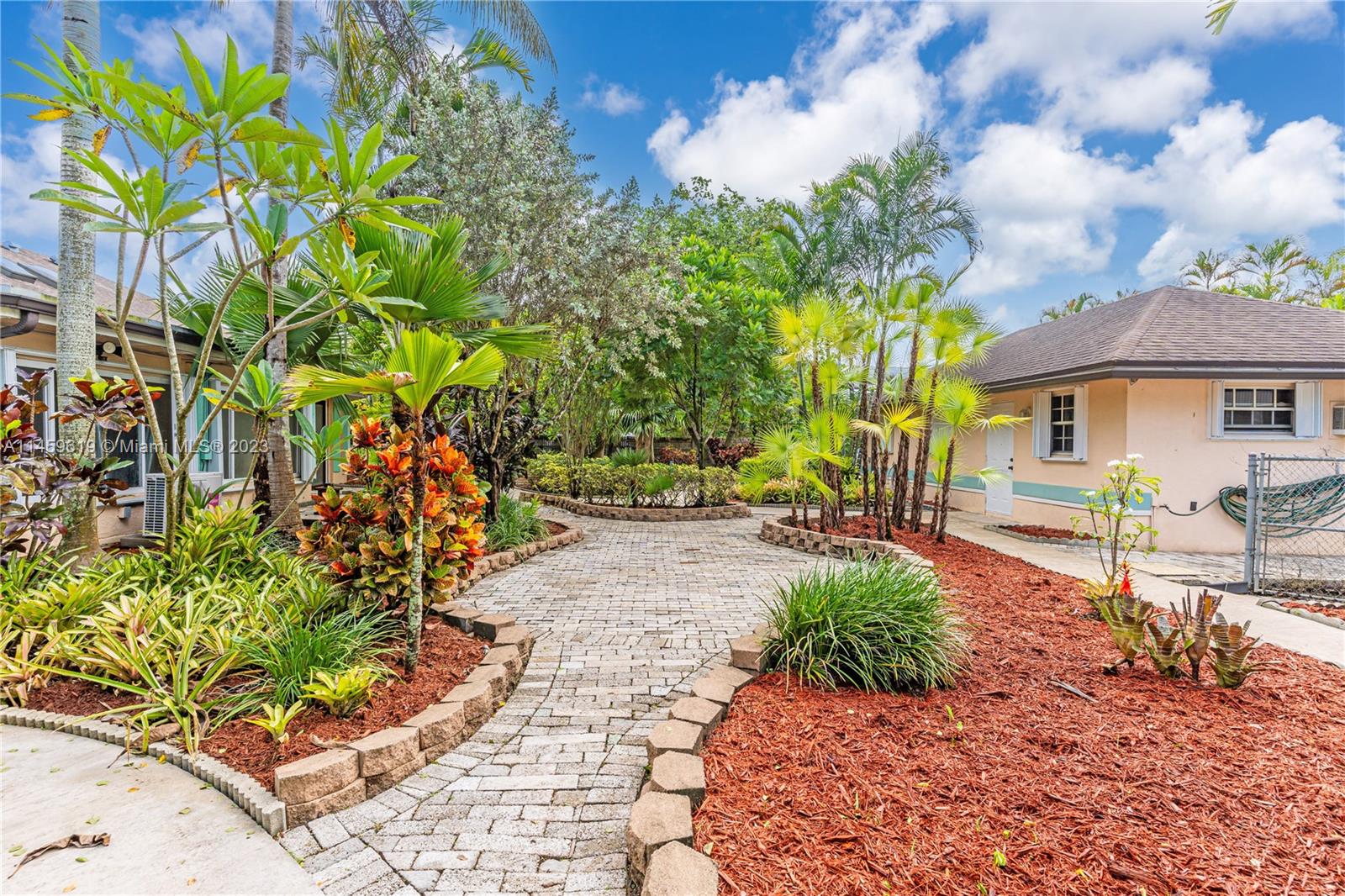 SILVER PALM ESTS PT 1 - Residential