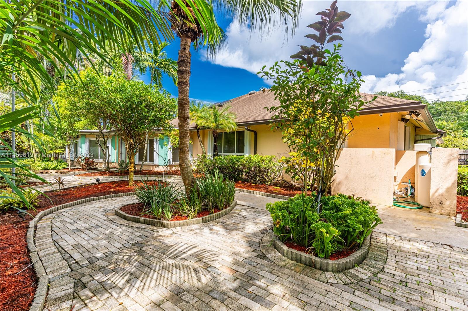 SILVER PALM ESTS PT 1 - Residential
