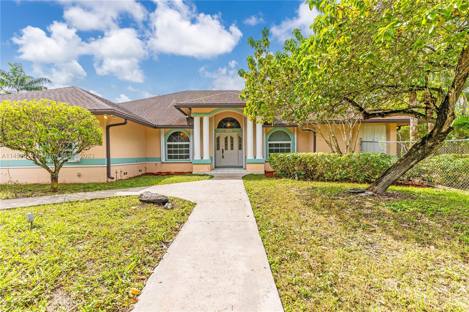 This charming home in an exceptional location, offers a unique opportunity for those with a vision for transformation. This property brims with untapped potential, making it a canvas waiting to be painted with your dream home. This property boasts the best of both worlds – tranquility and convenience. With easy access to schools, parks, shopping, and major highways, you'll enjoy the benefits of suburban living while staying connected to the heart of the city. This home, with its prime location, substantial lot, detached home and endless potential, is a diamond in the rough waiting to shine. With vision and the right expertise, this property can be transformed into your ideal living space, and its value will undoubtedly appreciate over time. Don't miss out on this remarkable opportunity!