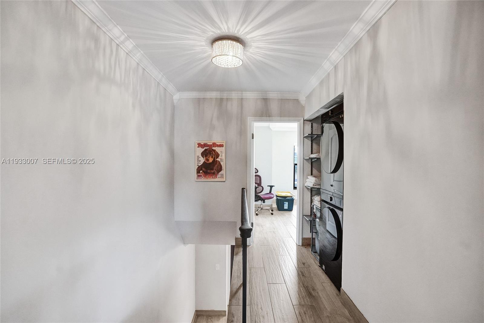 LEEWARD POINT - Residential